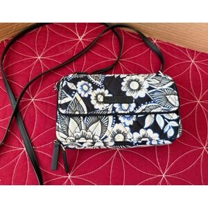 Vera Bradley RFID All In One Crossbody Wallet Bag Blue Black Floral Quilted